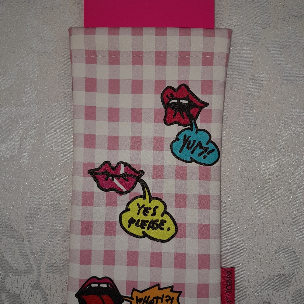 Betsey Johnson Eyewear Case NWT